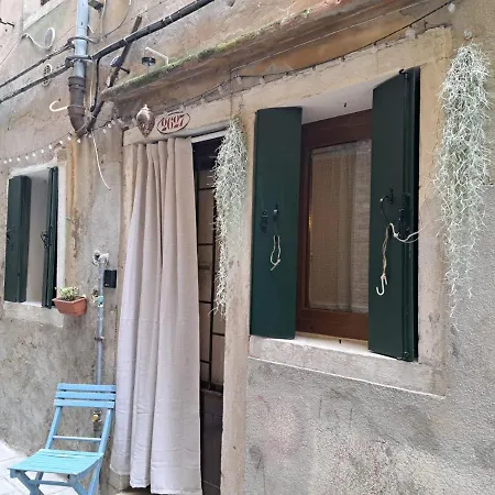 Kristj's Art Appartement Venise