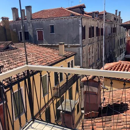 Key Location Near Palazzo Grassi Venice