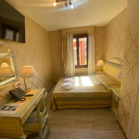 Hotel Falier Venice