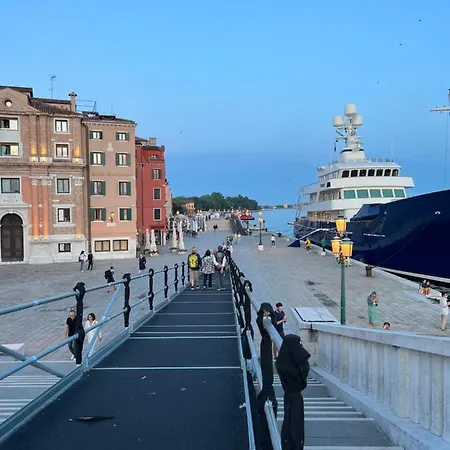 Elda House * Venice