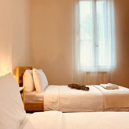 Appartamento Casa Oscar: Entire Venice.mestre Station Mestre