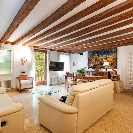 Ca' Mandorla 027042loc09523 Apartment Venice