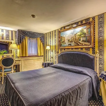 312 Piazza San Marco Guest house 3*