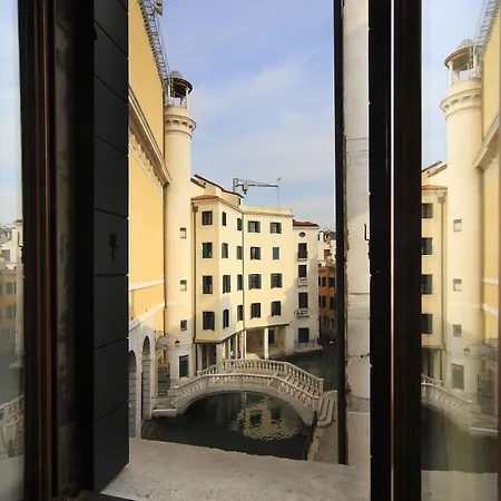 Ad Place Hotel