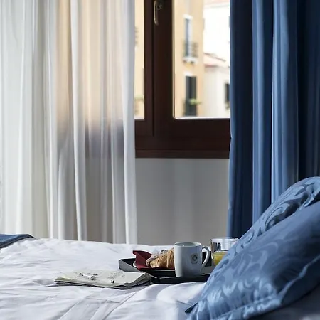 Ca' D'oro - Wenice Deep Culture Hotel Venice