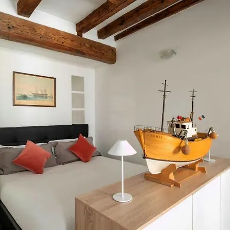 Ca 3 Leoni - Romantic House In The Heart Of Holiday home Venice