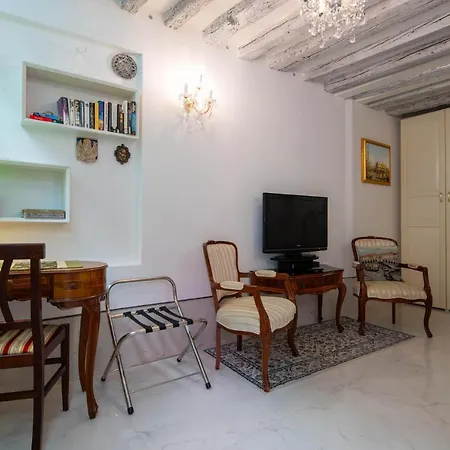 Apartment Loving In Venice, 5 Stars *