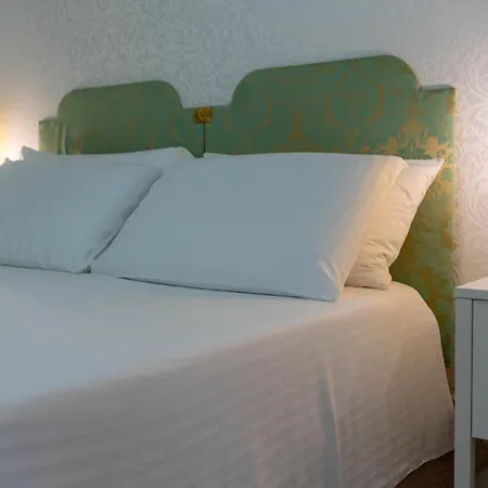 Apartment Loving In Venice, 5 Stars