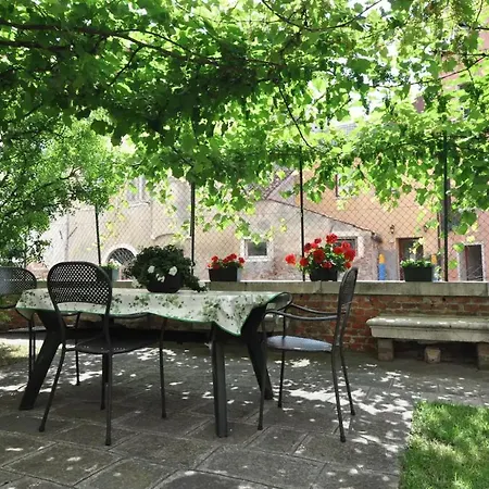 Garden In Biennale Apartment *