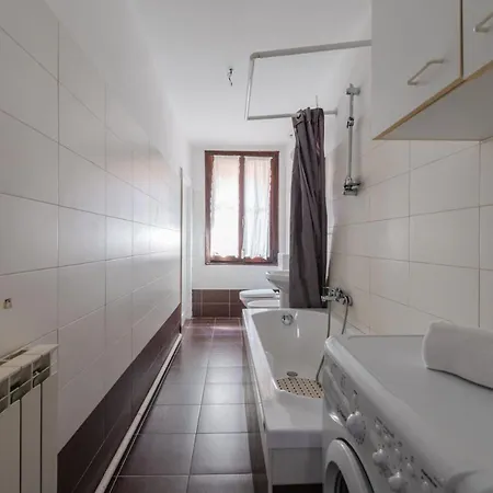 Apartment Lovely & Roomy Venetian X5! *