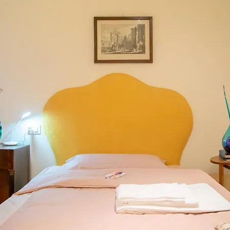 Cianis Apartment