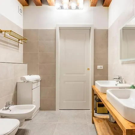 Luxury Suites ベッド・アンド・ブレックファスト *