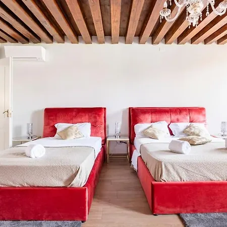 Luxury Suites ベッド・アンド・ブレックファスト *