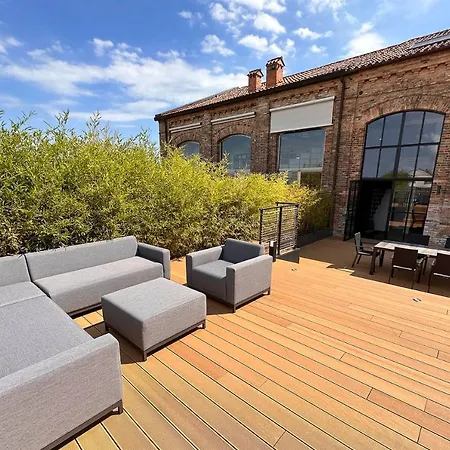 Apartment Fortuny Design Loft And Terrace Venice