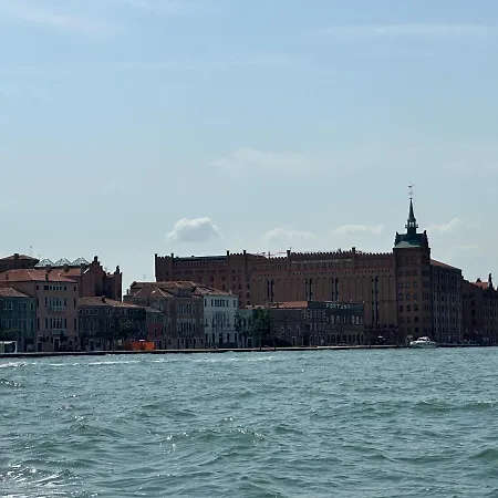 Fortuny Design Loft And Terrace Venice