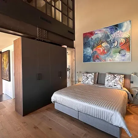 Fortuny Design Loft And Terrace Apartment