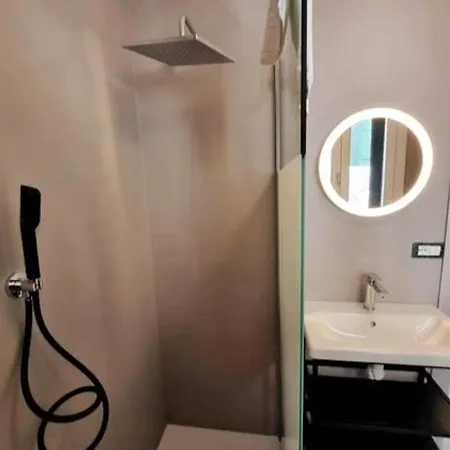 S. Giacomo Da L'orio Appartement