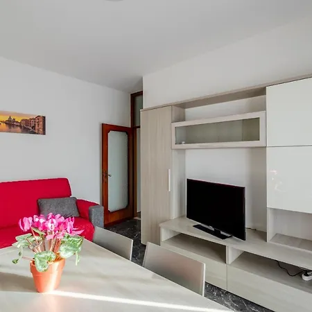 Zagar House-venice Airport Close-by W Parking Apartment