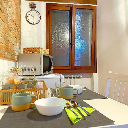 Casa Alleria Apartamento *