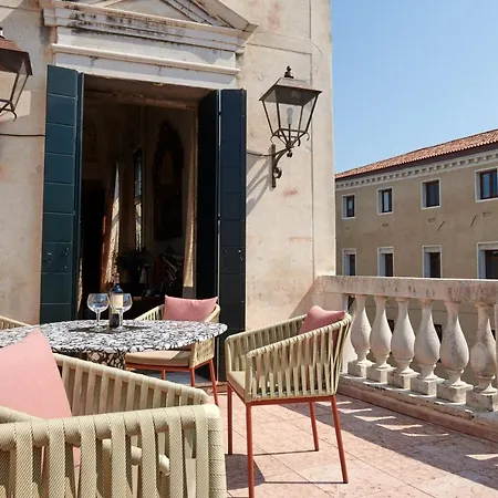 Apartment Palazzo Lena Piano Nobile