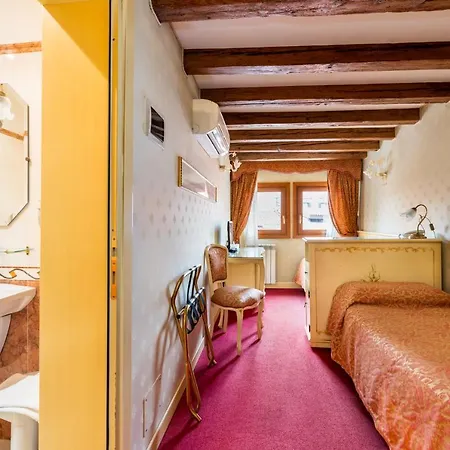 Al Leon Bed & Breakfast Benátky