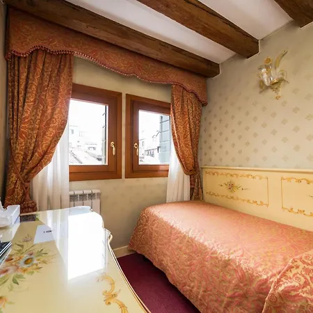 Al Leon Bed & Breakfast Benátky