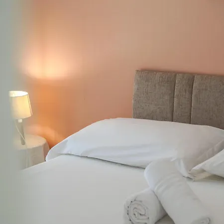 Melusina Homes *