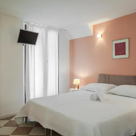 Melusina Homes Apartment
