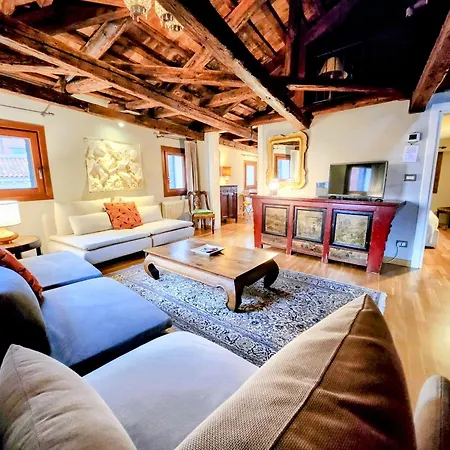 Casanova Penthouse In The Heart Of