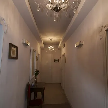 Al Portico 3* Venice
