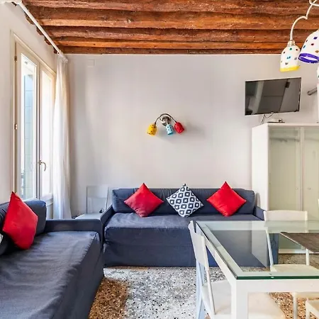 Apartment Ihomes-corte Del Calice Nel Cuore Di Venice
