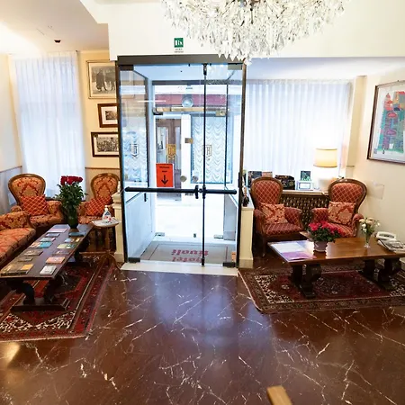 Hotel Tivoli 2*