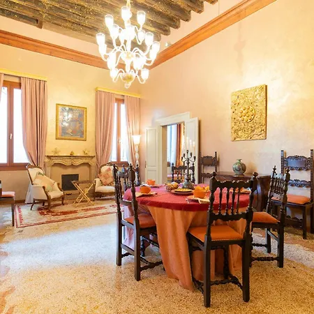 Holiday home Fortuny3967 & Wine