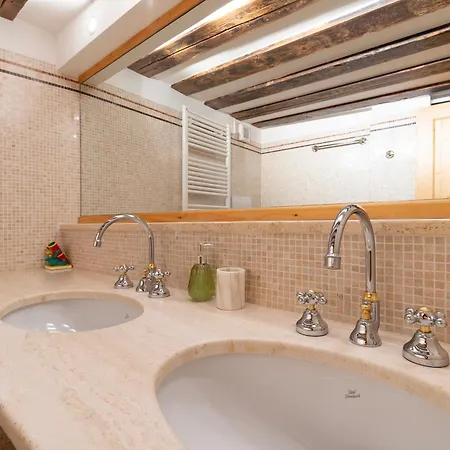 Fortuny3967 & Wine Holiday home Venice