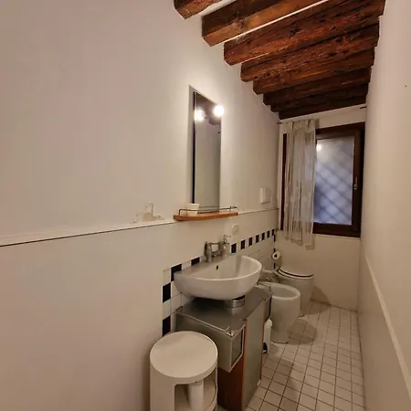 Veneziacentopercento Penzion Benátky