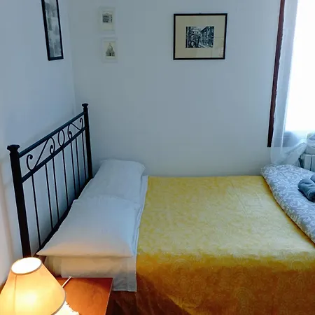 Two Steps From Rialto Guest house Venice