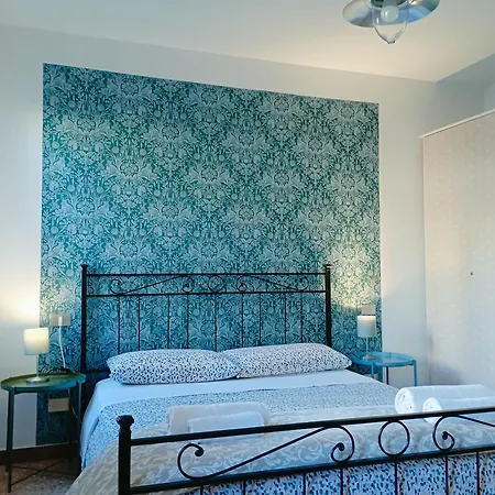 Two Steps From Rialto Guest house Venice