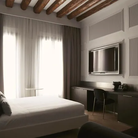 Palazzo Pianca Guest house 4*