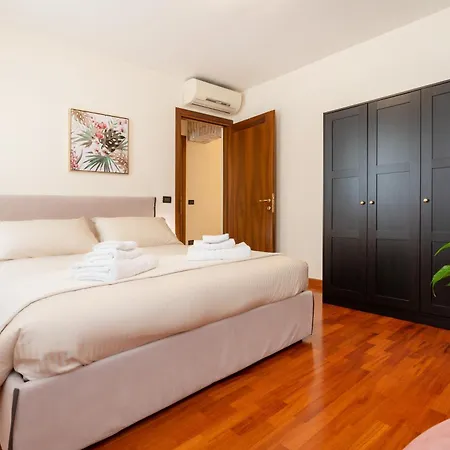Elegante E Luminoso, Spazio Esterno Privato * Venedig