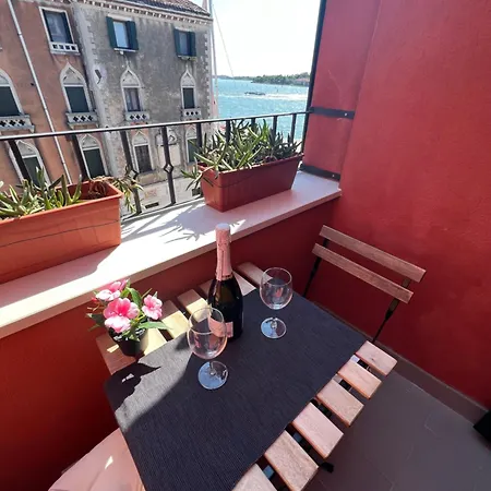 Elda House * Venice