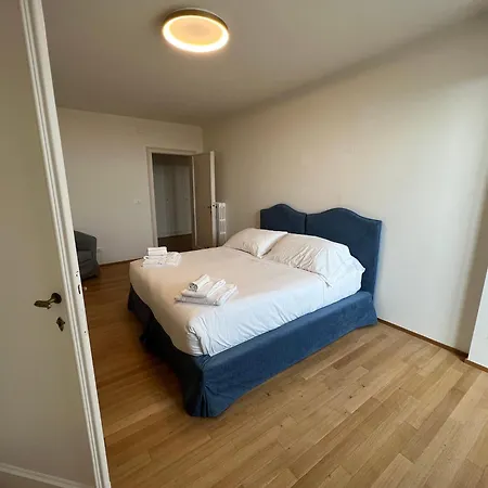 Attico Canal Grande A Palazzo Contarini Corfu Apartment