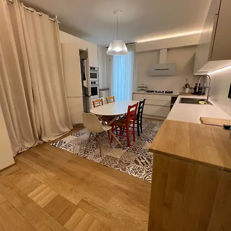 Attico Canal Grande A Palazzo Contarini Corfu Apartment