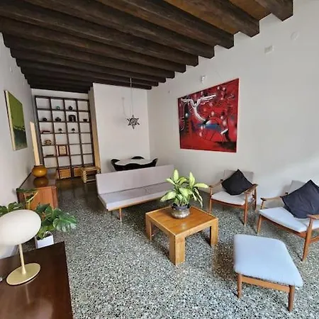 Apartment Palazzo Castelli *