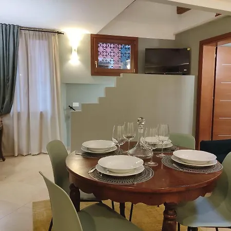 Memorable Family-friendly By Piazza San Marco Apartamento