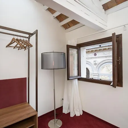 Palazzo Miracoli Appartement