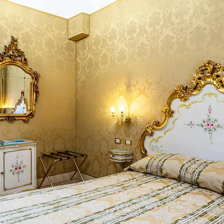 Ca' Dogaressa 3* Venedig