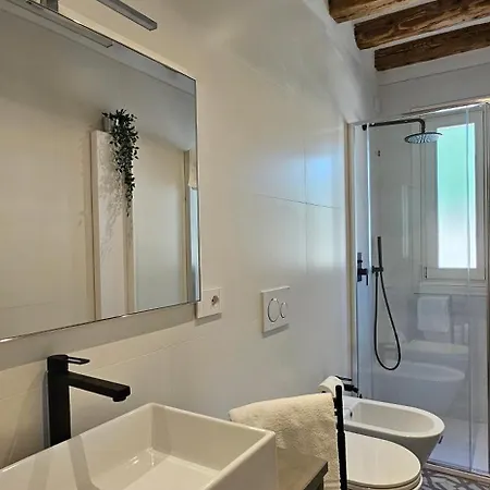 Apartament Small With Private Garden