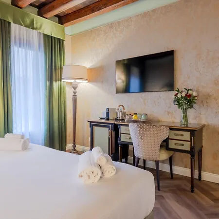 312 Piazza San Marco 3* Venice