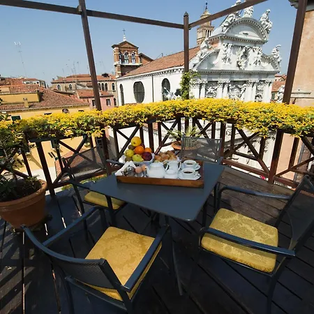 Hotel Palazzo Del Giglio