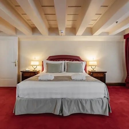 Hotel Dona Palace 4*